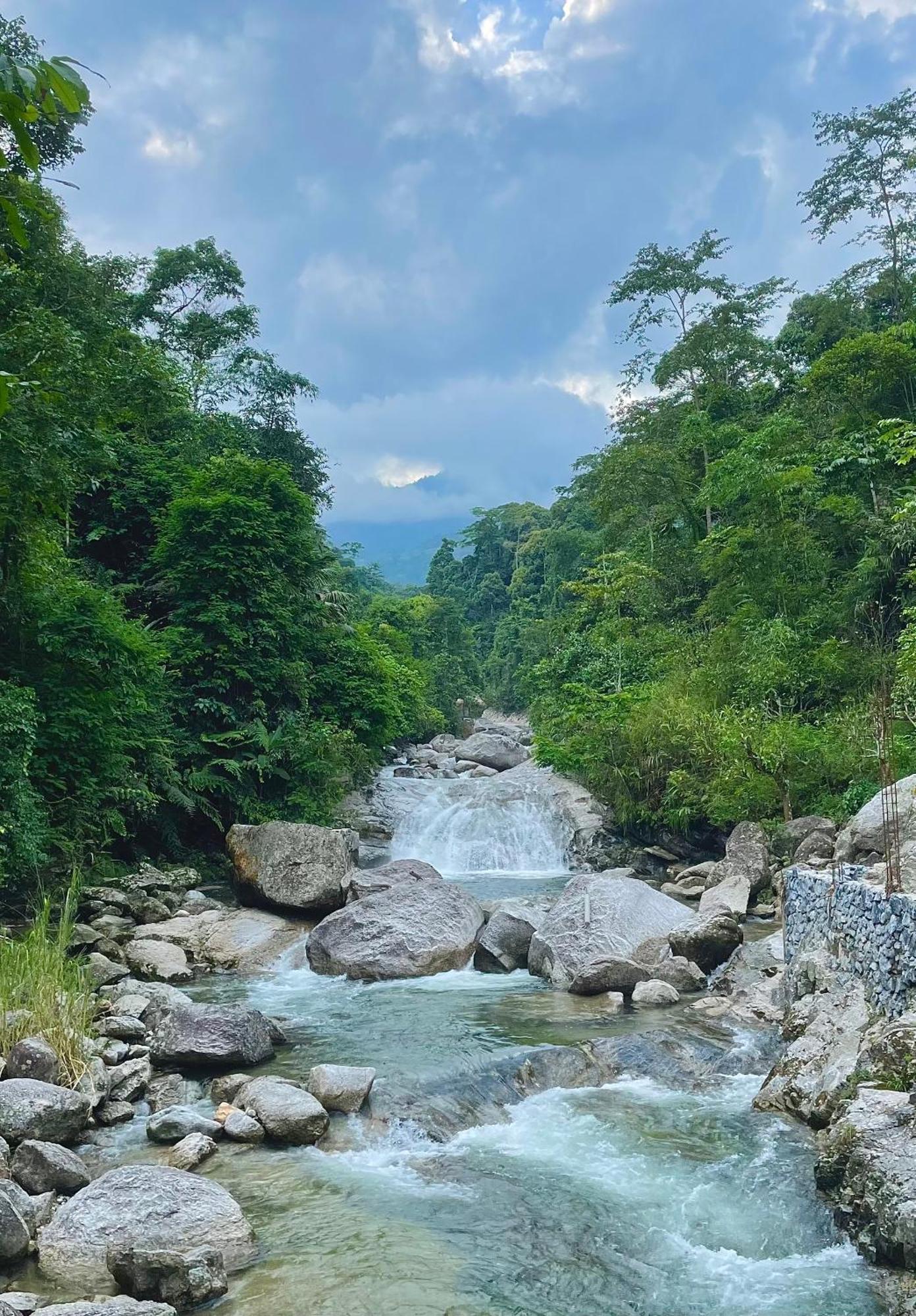 Bikki'S Jungle Homestay Ha Giang Esterno foto