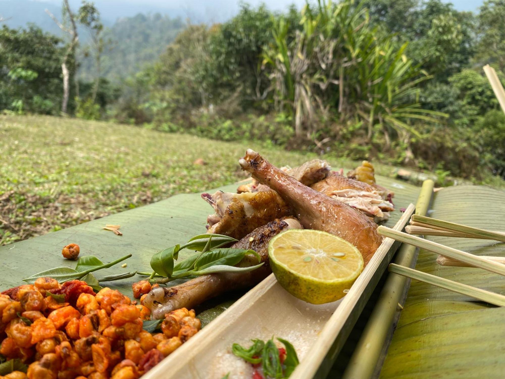 Bikki'S Jungle Homestay Ha Giang Esterno foto