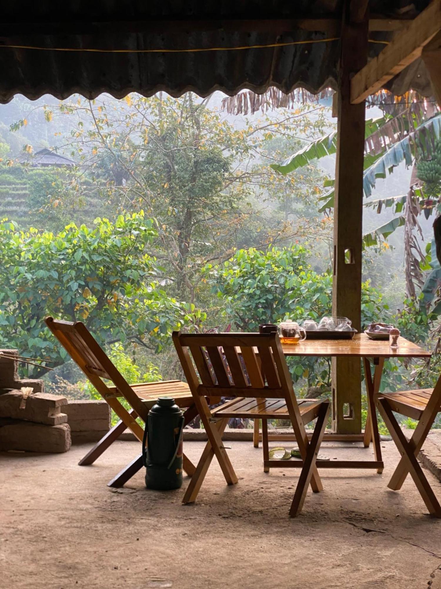 Bikki'S Jungle Homestay Ha Giang Esterno foto