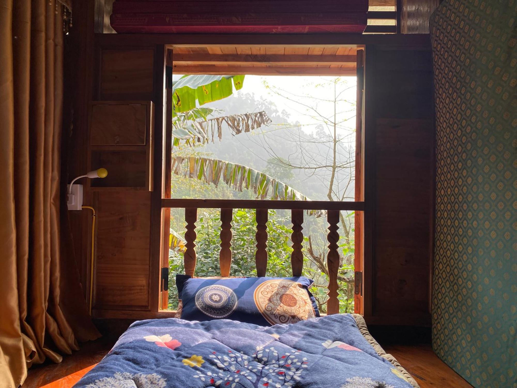 Bikki'S Jungle Homestay Ha Giang Esterno foto