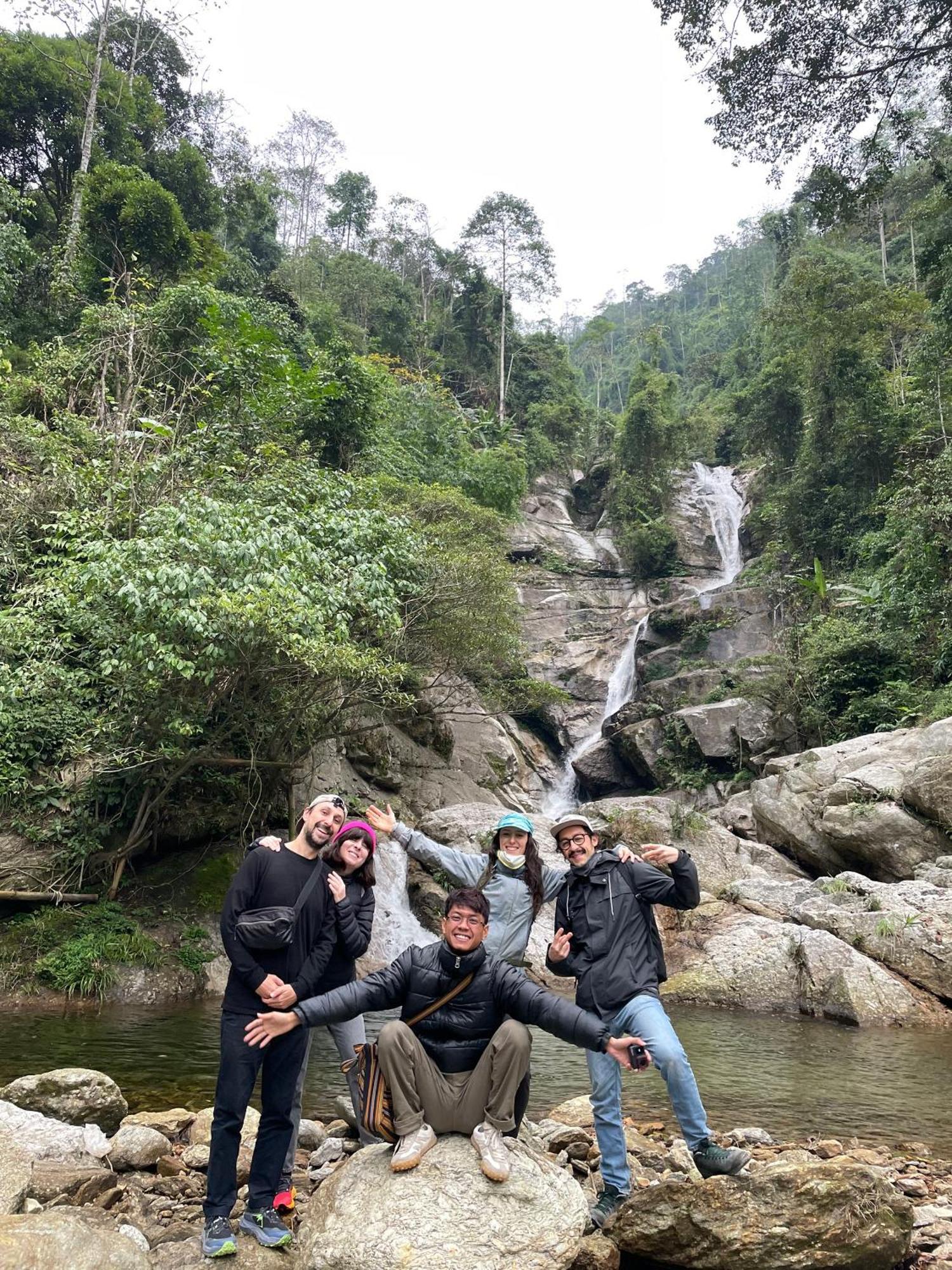 Bikki'S Jungle Homestay Ha Giang Esterno foto